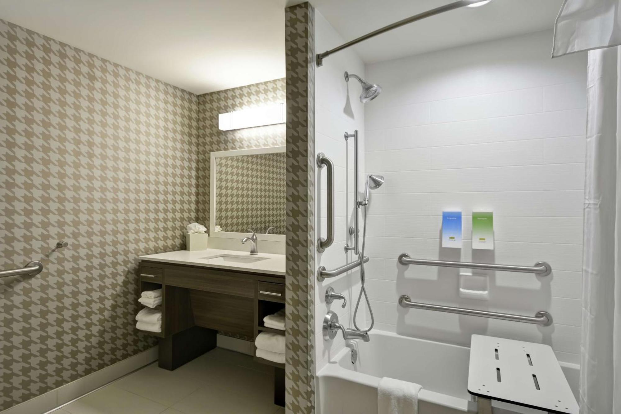 Home2 Suites By Hilton Plymouth Minneapolis מראה חיצוני תמונה